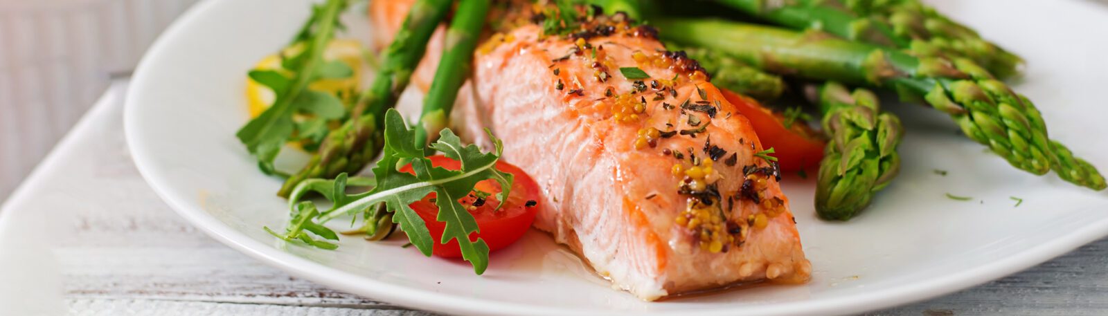 salmon and asparagus dinner plate